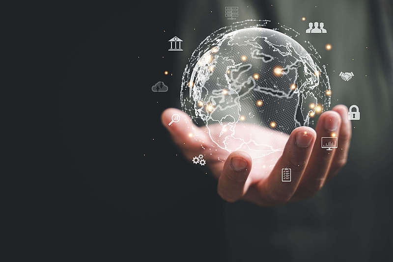 Virtuelle Welt in Hand