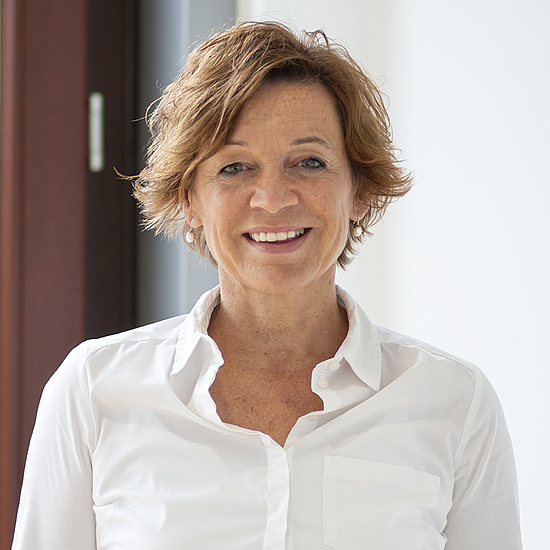 Senior Client Partner Manager